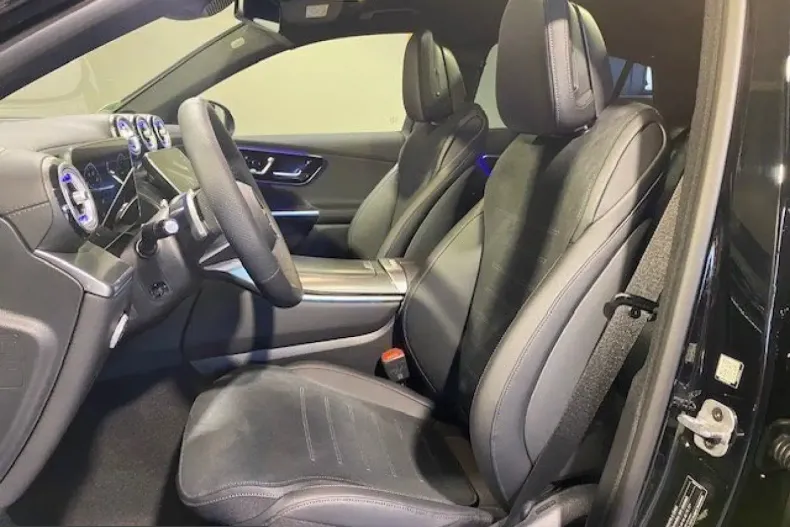 Mercedes-Benz GLC 200 (Clasa GLC) din 2025 cu 17.380 km - oferta MER237966 - foto 5