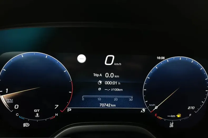 Maserati Grecale din 2023 cu 70.742 km - oferta MAS237970 - foto 34