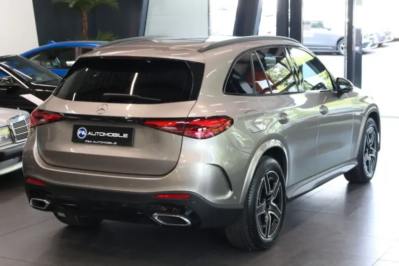 Mercedes-Benz GLC 200 (Clasa GLC) din 2023 cu 16.837 km - oferta MER237971 - foto 5