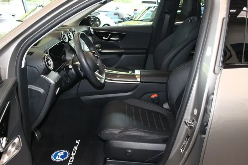 Mercedes-Benz GLC 200 (Clasa GLC) din 2023 cu 16.837 km - oferta MER237971 - foto 14