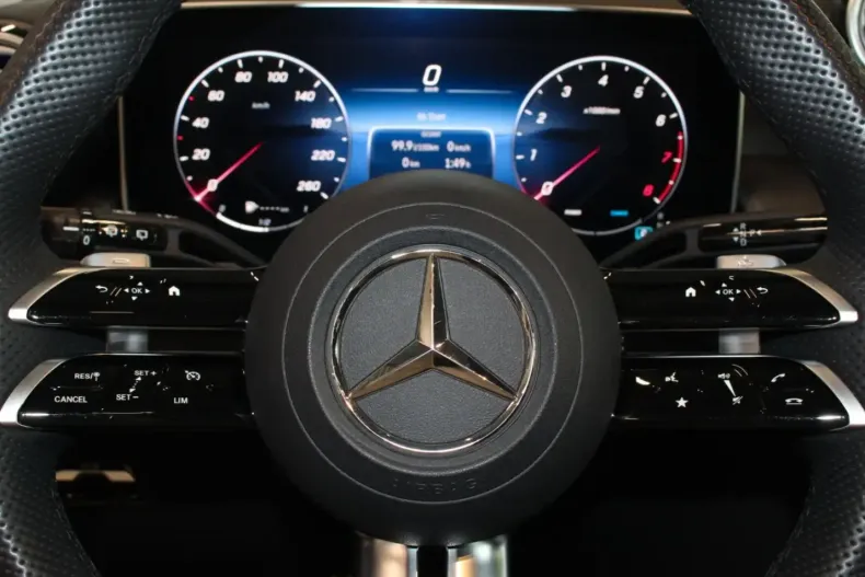 Mercedes-Benz GLC 200 (Clasa GLC) din 2023 cu 16.837 km - oferta MER237971 - foto 22