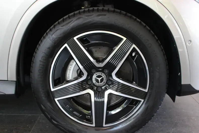 Mercedes-Benz GLC 200 (Clasa GLC) din 2023 cu 16.837 km - oferta MER237971 - foto 26