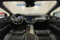 Volvo XC60 din 2022 cu 44.621 km - oferta VOL237972 - foto 7