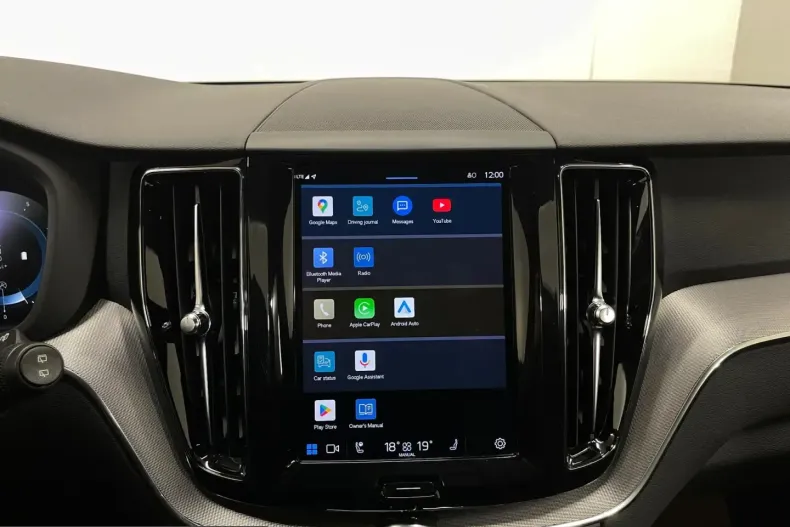 Volvo XC60 din 2022 cu 44.621 km - oferta VOL237972 - foto 16