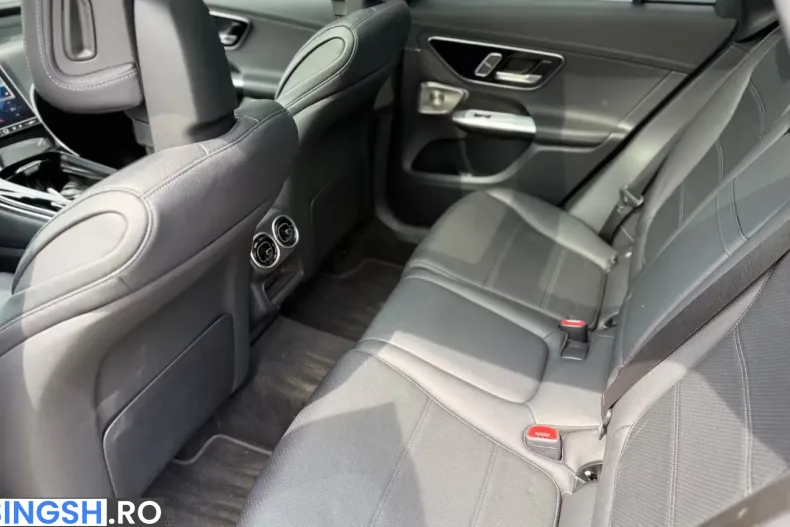 Mercedes-Benz GLC 200 (Clasa GLC) din 2023 cu 42.490 km - oferta MER237975 - foto 10