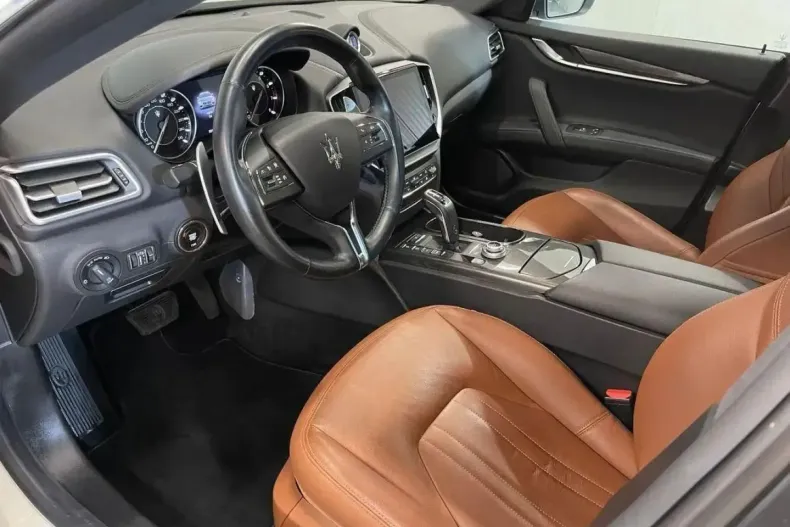 Maserati Ghibli din 2022 cu 32.138 km - oferta MAS237976 - foto 5