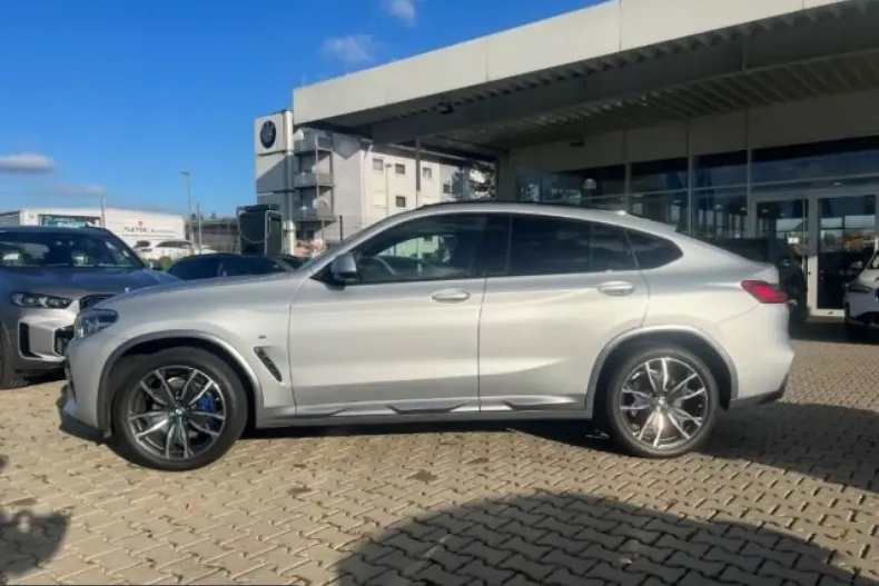 BMW X4 (Seria X) din 2021 cu 85.995 km - oferta BMW237989 - foto 4