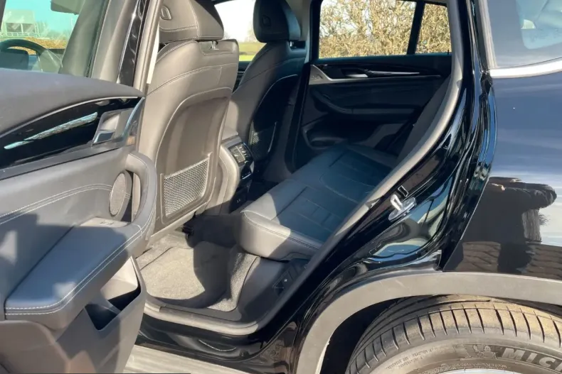 BMW X4 (Seria X) din 2021 cu 99.900 km - oferta BMW237990 - foto 21