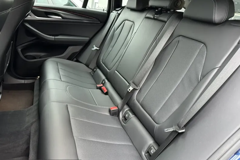BMW X4 (Seria X) din 2021 cu 94.750 km - oferta BMW237991 - foto 9