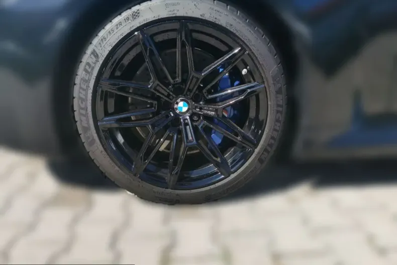 BMW M2 (Seria 2) din 2024 cu 12.237 km - oferta BMW237994 - foto 3