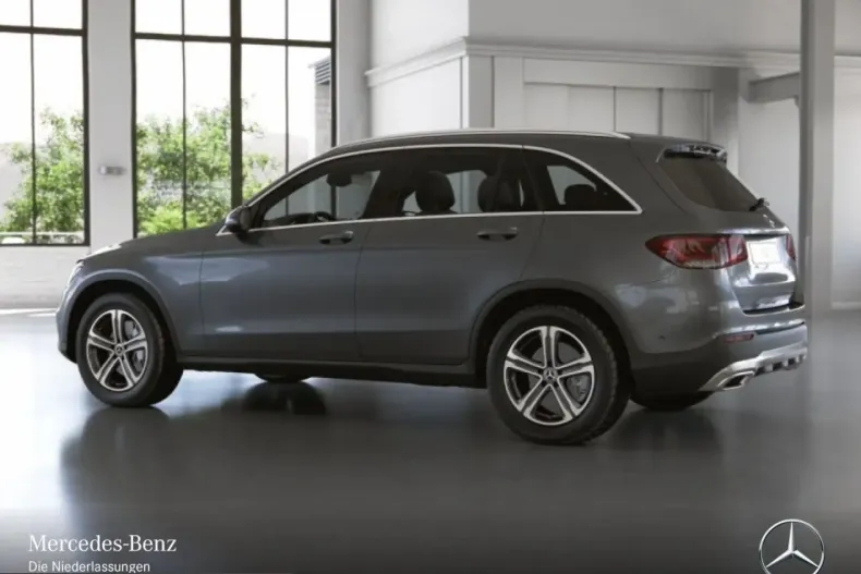 Mercedes-Benz GLC 200 (Clasa GLC) din 2021 cu 58.753 km - oferta MER238002 - foto 13