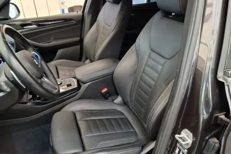BMW X3 (Seria X) din 2024 cu 42.500 km - oferta BMW238003 - foto 4