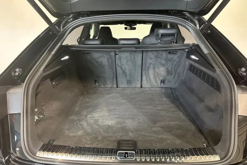 Audi RSQ8 din 2024 cu 13.950 km - oferta AUD238005 - foto 9