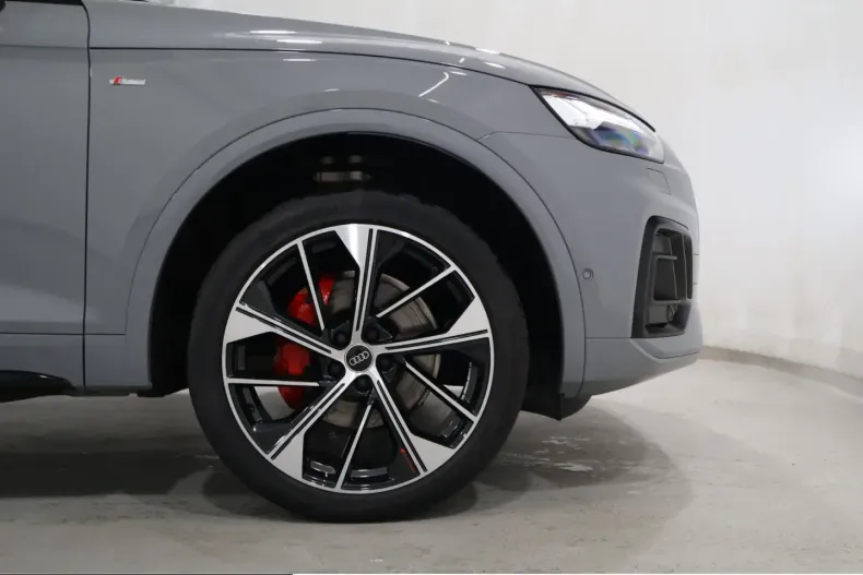 Audi Q5 din 2025 cu 18.737 km - oferta AUD238009 - foto 4