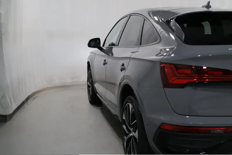 Audi Q5 din 2025 cu 18.737 km - oferta AUD238009 - foto 12