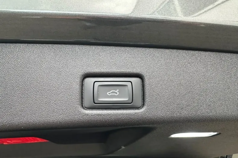 Audi Q5 din 2025 cu 27.950 km - oferta AUD238014 - foto 30