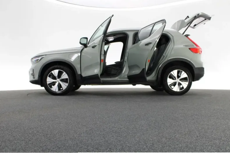 Volvo XC40 din 2022 cu 28.587 km - oferta VOL238016 - foto 15