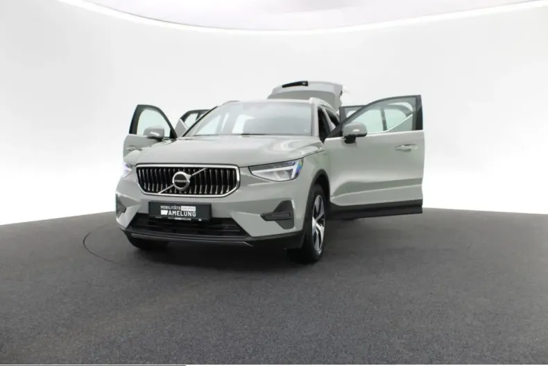 Volvo XC40 din 2022 cu 28.587 km - oferta VOL238016 - foto 17