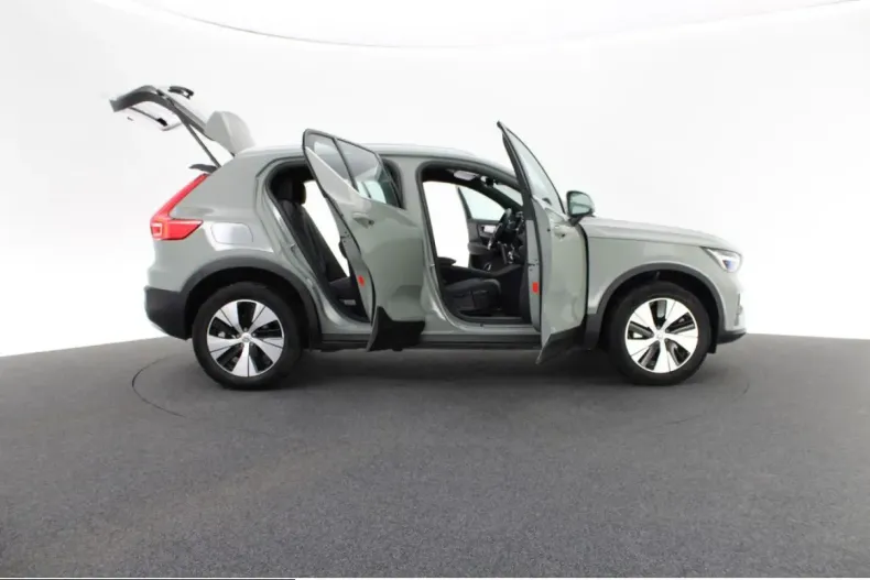 Volvo XC40 din 2022 cu 28.587 km - oferta VOL238016 - foto 19