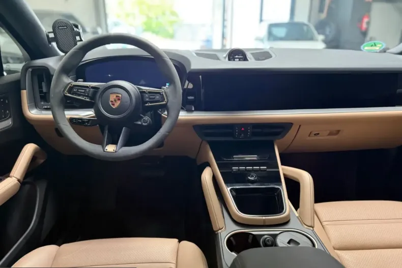 Porsche Cayenne din 2025 cu 9.000 km - oferta POR238019 - foto 7