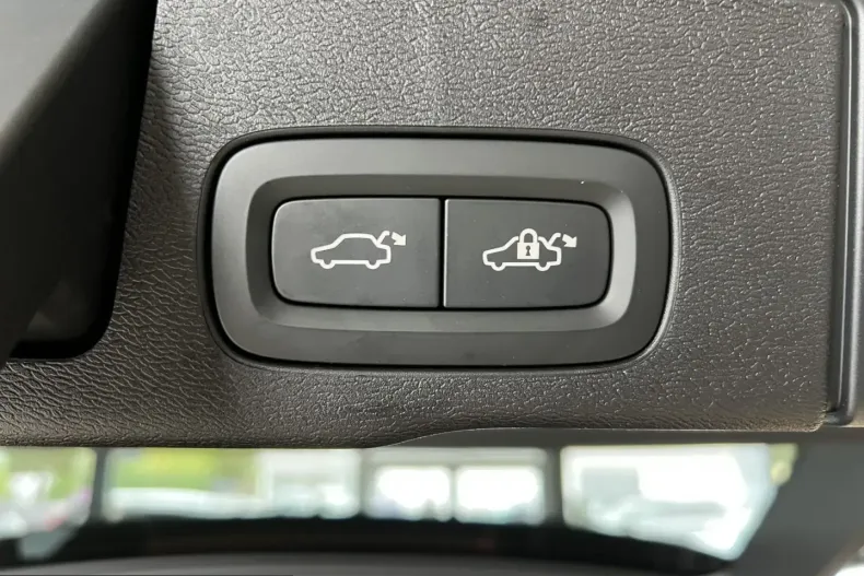 Volvo XC60 din 2024 cu 21.157 km - oferta VOL238023 - foto 15
