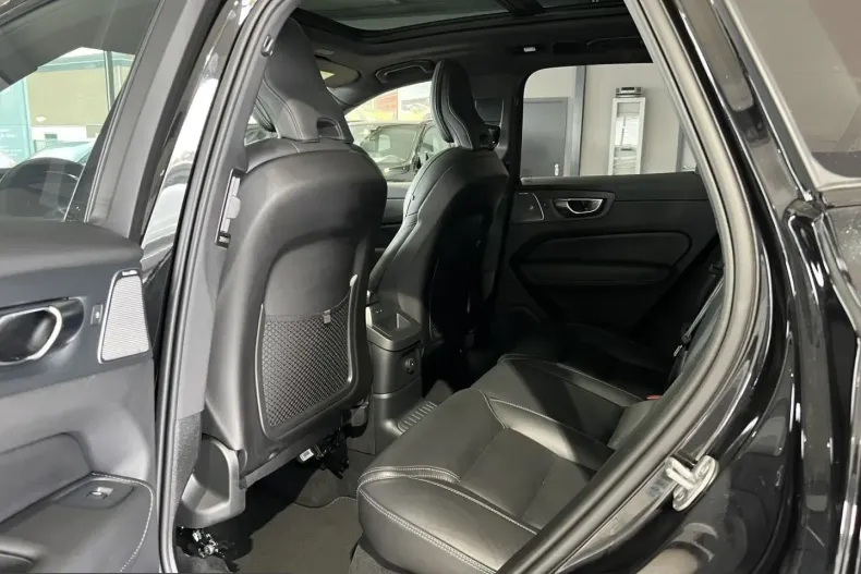 Volvo XC60 din 2024 cu 21.157 km - oferta VOL238023 - foto 16