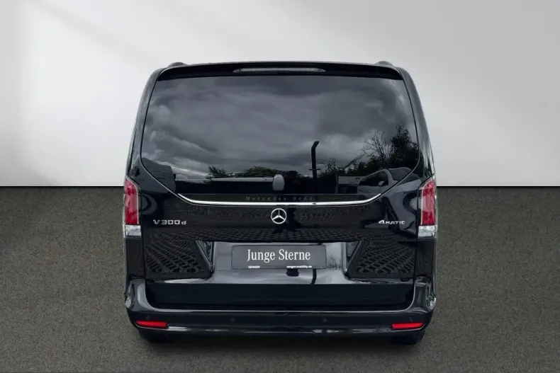 Mercedes-Benz V 300 (Clasa V) din 2024 cu 10.350 km - oferta MER238027 - foto 5