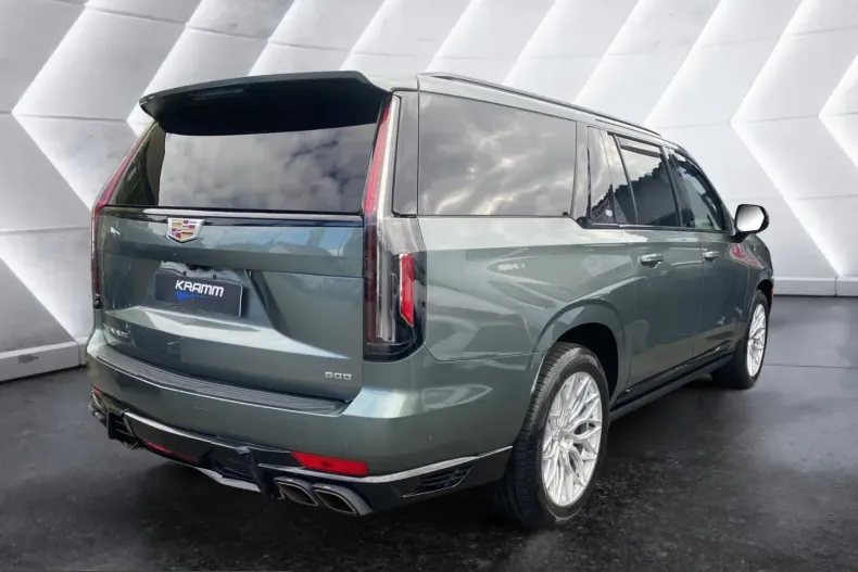 Cadillac Escalade din 2024 cu 34.421 km - oferta CAD238030 - foto 4