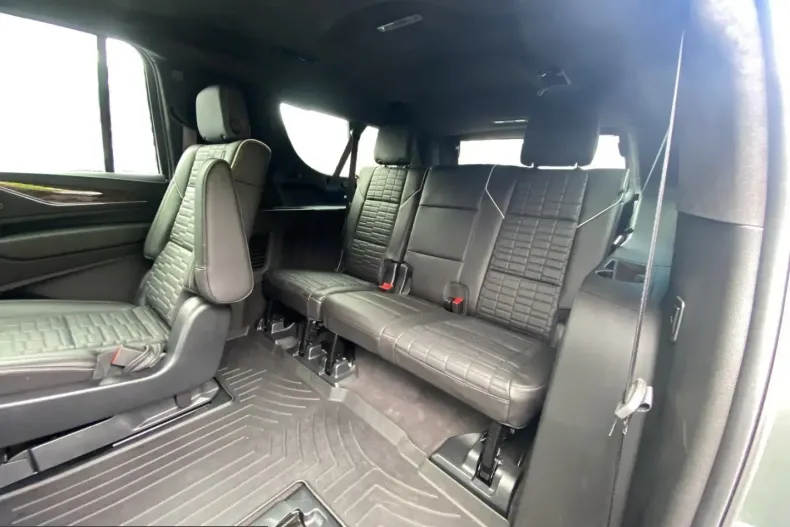 Cadillac Escalade din 2024 cu 34.421 km - oferta CAD238030 - foto 18