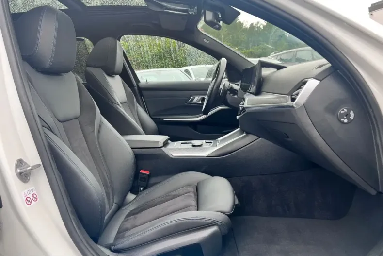 BMW 330 (Seria 3) din 2023 cu 92.519 km - oferta BMW238031 - foto 11