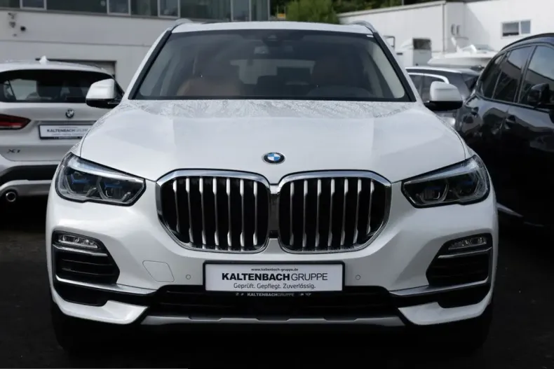 BMW X5 (Seria X) din 2021 cu 97.439 km - oferta BMW238033 - foto 1