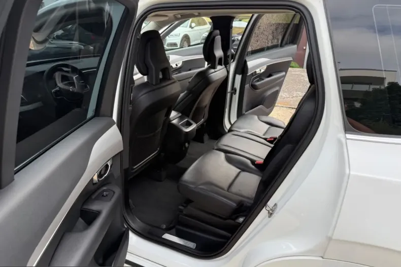 Volvo XC90 din 2021 cu 85.000 km - oferta VOL238036 - foto 13