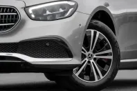 Mercedes-Benz E 220 (Clasa E) din 2022 cu 79.664 km - oferta MER238037 - foto 2