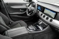 Mercedes-Benz E 220 (Clasa E) din 2022 cu 79.664 km - oferta MER238037 - foto 4