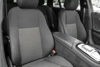 Mercedes-Benz E 220 (Clasa E) din 2022 cu 79.664 km - oferta MER238037 - foto 6