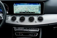 Mercedes-Benz E 220 (Clasa E) din 2022 cu 79.664 km - oferta MER238037 - foto 7