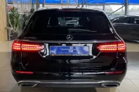 Mercedes-Benz E 220 (Clasa E) din 2022 cu 82.488 km - oferta MER238039 - foto 5