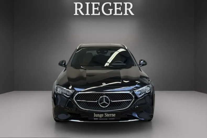 Mercedes-Benz E 220 (Clasa E) din 2024 cu 24.100 km - oferta MER238040 - foto 3
