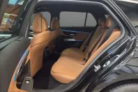Mercedes-Benz E 220 (Clasa E) din 2024 cu 24.100 km - oferta MER238040 - foto 8