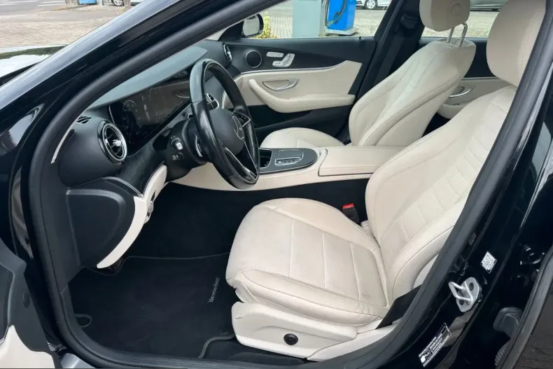 Mercedes-Benz E 220 (Clasa E) din 2021 cu 100.000 km - oferta MER238041 - foto 9