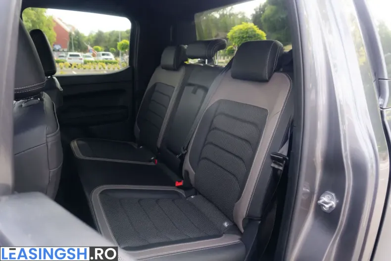Volkswagen Amarok din 2024 cu 51.000 km - oferta VOL238047 - foto 36
