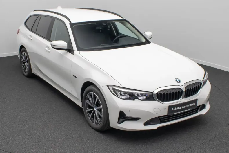 BMW 320 (Seria 3) din 2022 cu 44.834 km - oferta BMW238055 - foto 3