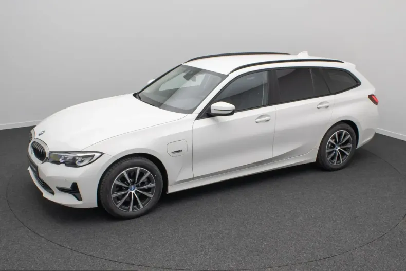 BMW 320 (Seria 3) din 2022 cu 44.834 km - oferta BMW238055 - foto 12