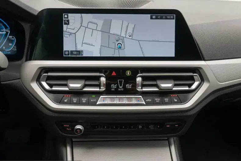 BMW 320 (Seria 3) din 2022 cu 44.834 km - oferta BMW238055 - foto 27
