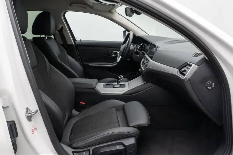 BMW 320 (Seria 3) din 2022 cu 44.834 km - oferta BMW238055 - foto 34