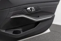 BMW 320 (Seria 3) din 2022 cu 44.834 km - oferta BMW238055 - foto 38