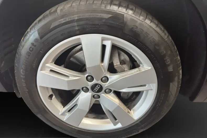 Audi Q5 din 2022 cu 70.845 km - oferta AUD238065 - foto 6