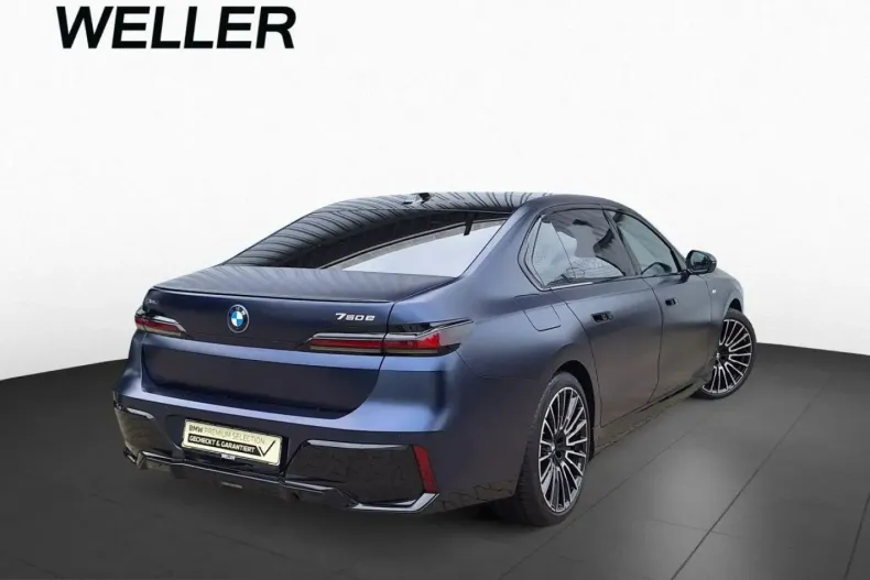 BMW 750 (Seria 7) din 2024 cu 40.490 km - oferta BMW238076 - foto 3