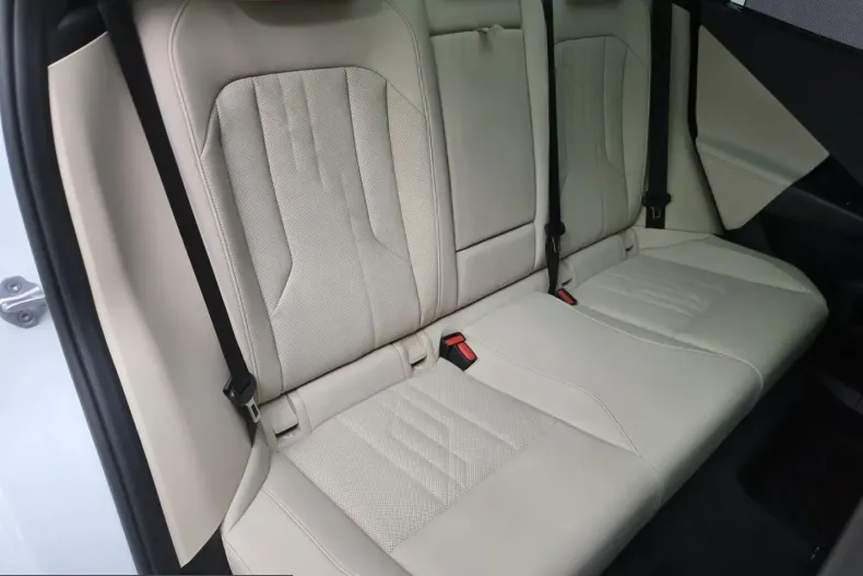 BMW X3 (Seria X) din 2025 cu 12.300 km - oferta BMW238077 - foto 25