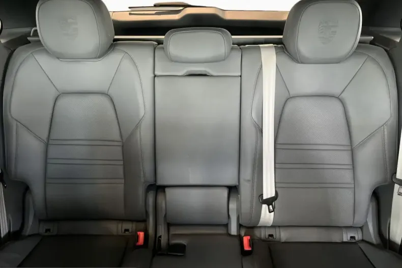 Porsche Cayenne din 2022 cu 106.431 km - oferta POR238078 - foto 11